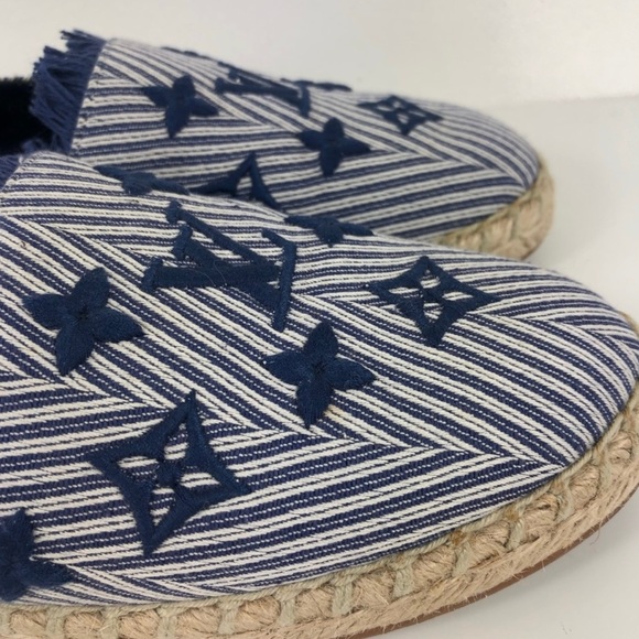 Authentic Louis Vuitton Sail Away Navy Striped & Fringe Espadrilles Size 7 - Picture 2 of 7